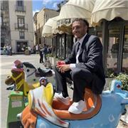 Una clase enérgica y feliz de aprender en armonia.